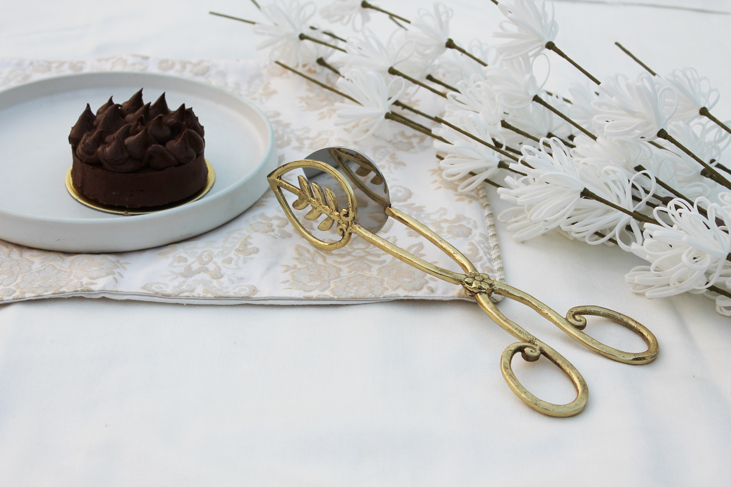 Antoinette Tongs - Gold