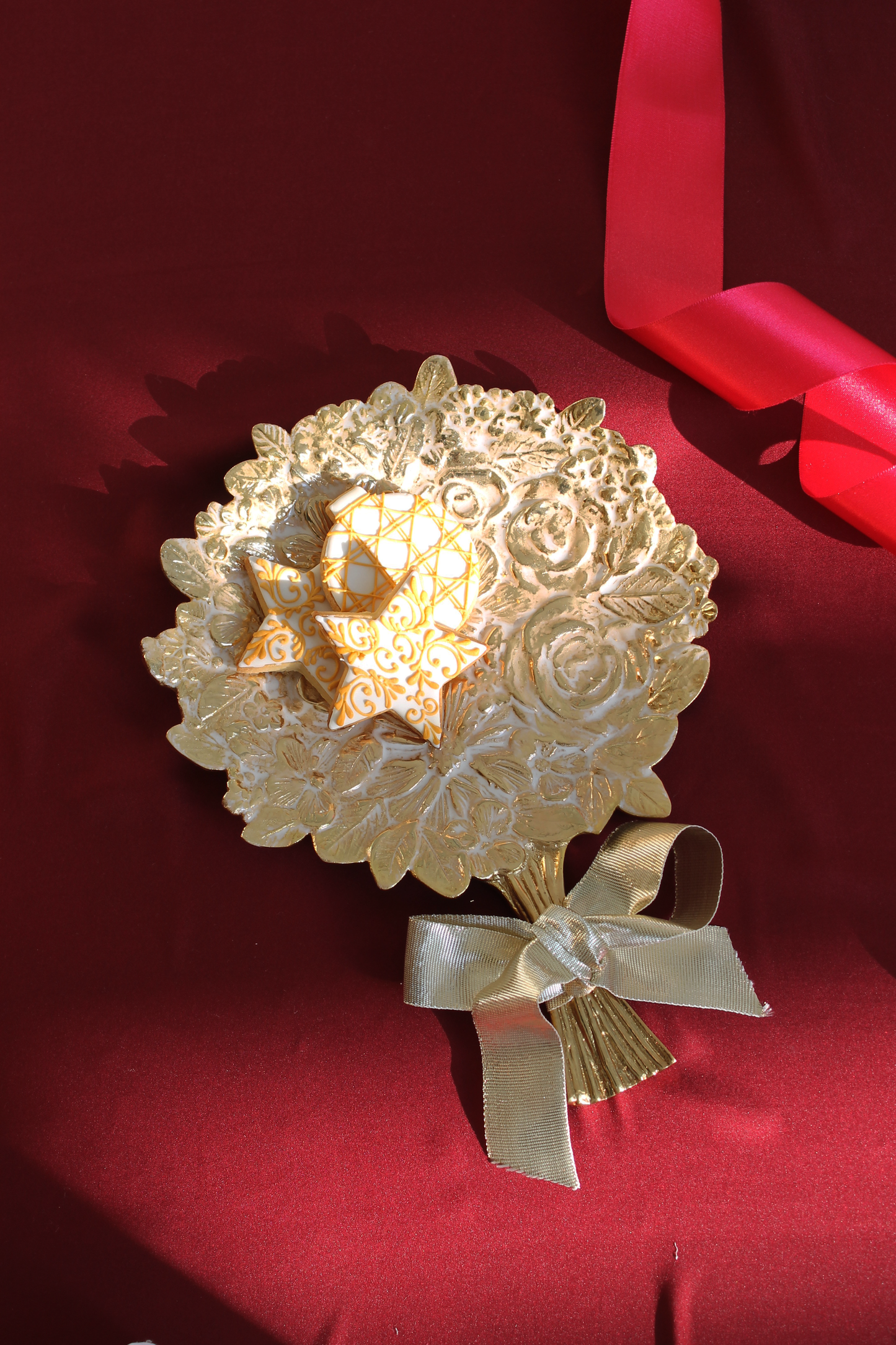Bouquet Platter - Enamel